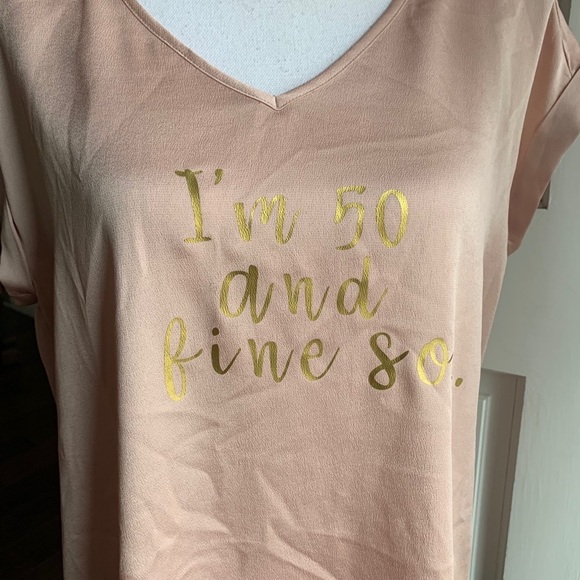 wine and 50 themed silky blouse - Picture 1 of 4